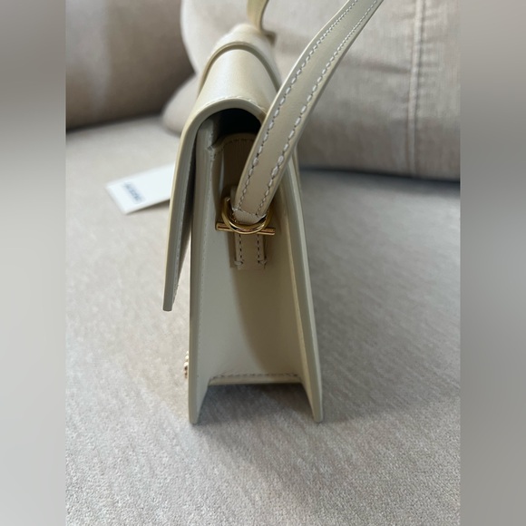 JACQUEMUS authentic new condition bag w tags and COA! Still current! Make OFFER - Picture 7 of 13